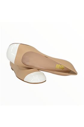 punta vernice------------- DETAIL | 8500-CREMA