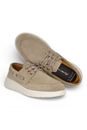 Scarpa allacciata uomo Ambitious in camoscio colore sabbia. AMBITIOUS | 14186-TAUPE