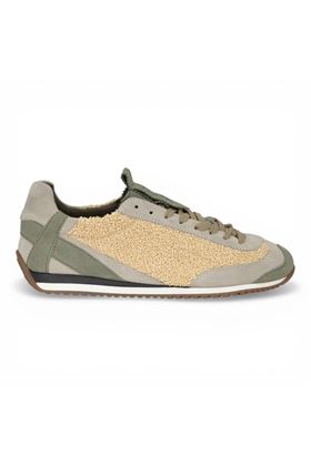 Sneaker donna Cromier in camoscio colore grigio chiaro. CROMIER | C140-GRIGIO CHIARO