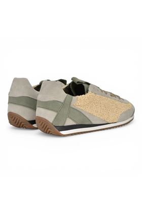 Sneaker donna Cromier in camoscio colore grigio chiaro. CROMIER | C140-GRIGIO CHIARO