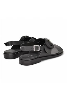 Sandalo donna in pelle colore nero. FRAU | 85P6-NERO