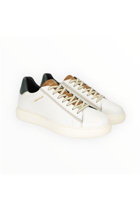 Sneaker uomo in pelle colore bianco. AMBITIOUS | 11677-BIANCO