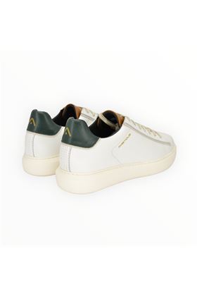 Sneaker uomo in pelle colore bianco. AMBITIOUS | 11677-BIANCO
