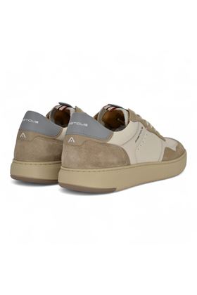 Sneaker uomo in pelle colore ghiaccio. AMBITIOUS | 14095-BIANCO