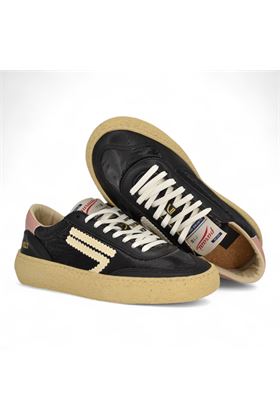 Sneaker donna in tessuto tecnico colore nero. PURAAI | PU405PD-059