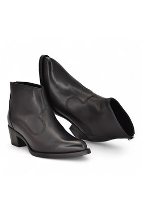 Texano in pelle colore nero. UNISA | GALTIS-NERO